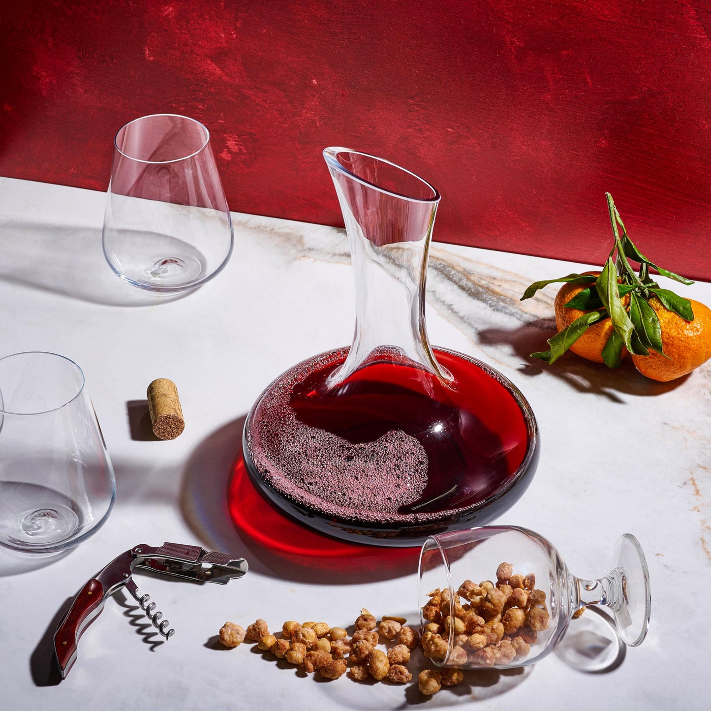Large Elegant Red Wine Decanter Aerator Pourer - 100% Hand Blown Lead-Free Clear Crystal Glass - Wine Carafe Bottle, Wine Lovers Accessory Gift - 1600ml.